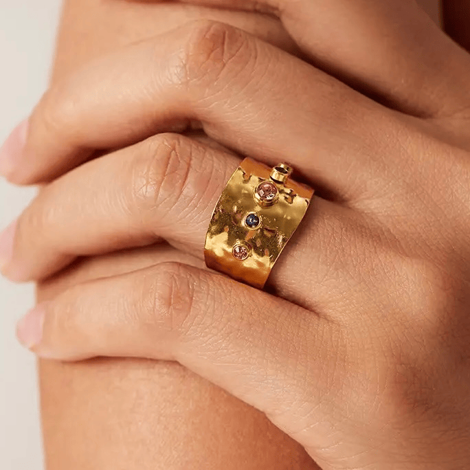 Bague en acier inoxydable ajustable dorée pas cher cadeau pour femme pierres zircon