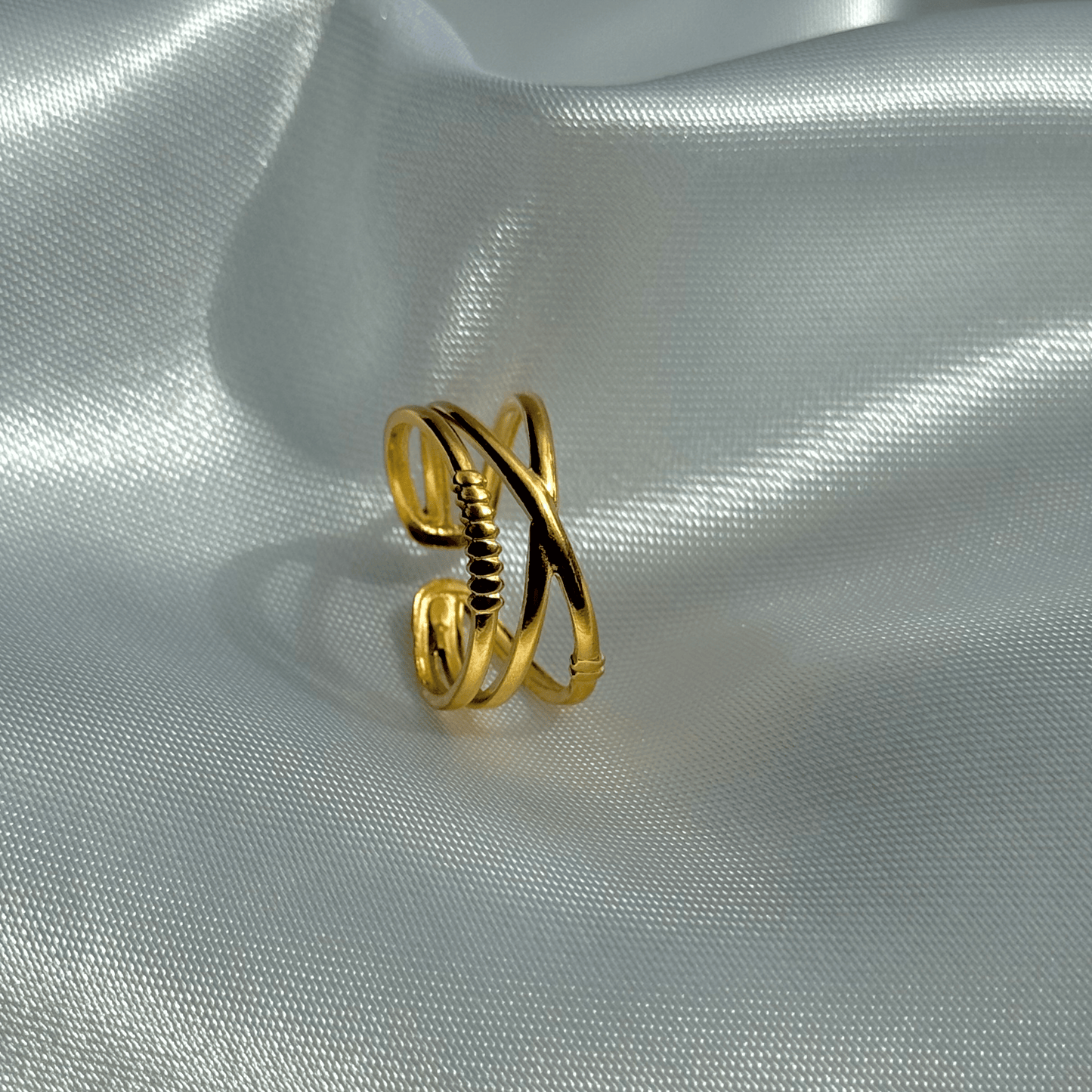 Bague en acier inoxydable ajustable dorée