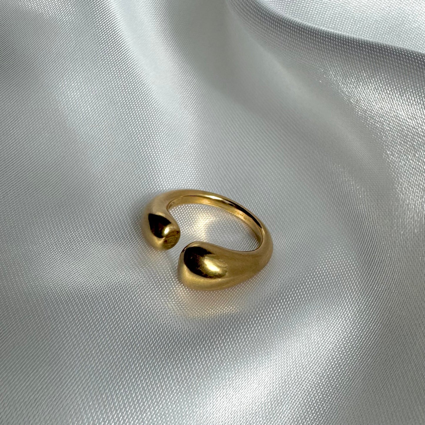 Bague en acier inoxydable ajustable dorée