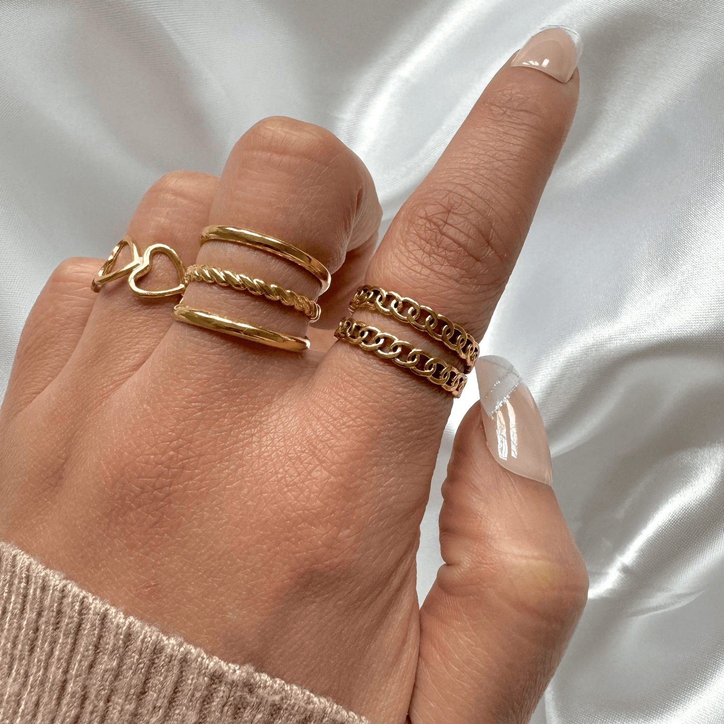 Bague en acier inoxydable ajustable dorée
