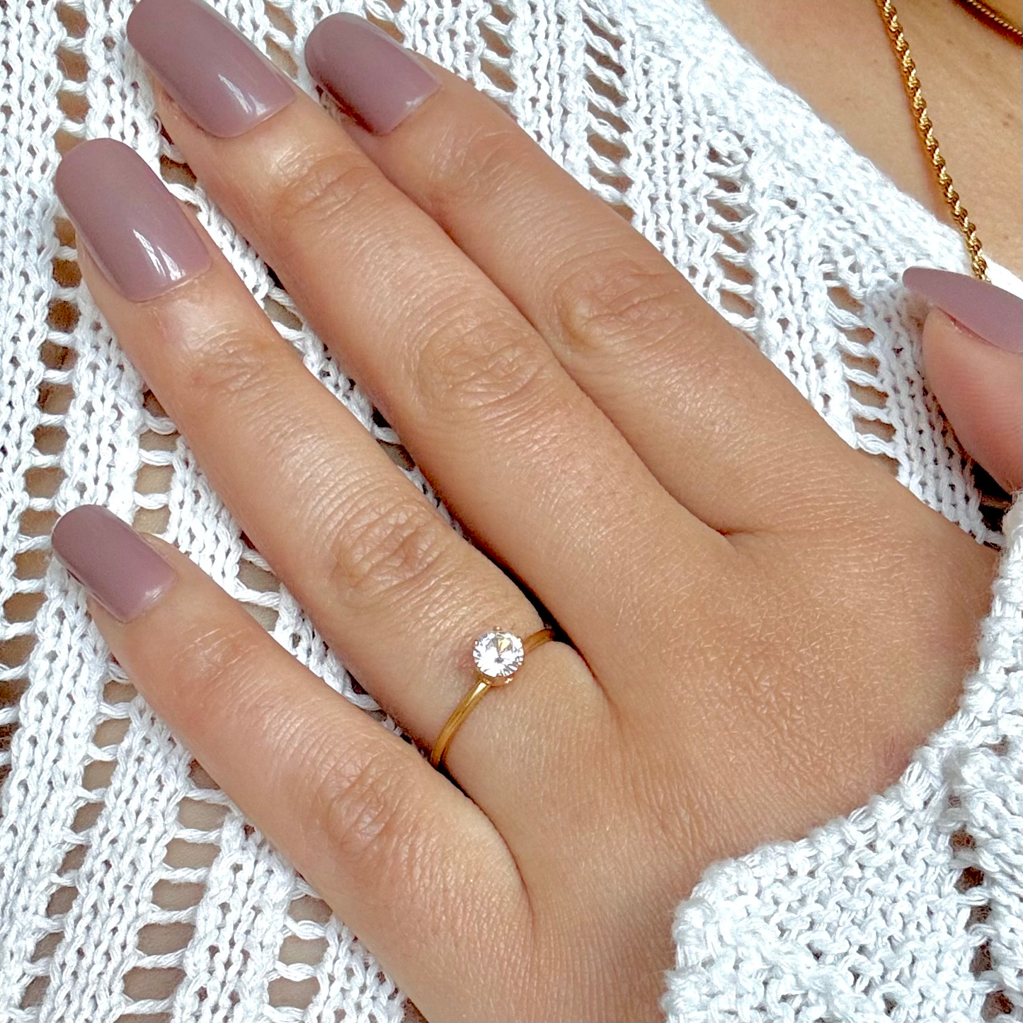 Solitaire en acier inoxydable ajustable alliance dorée pierre de zircon
