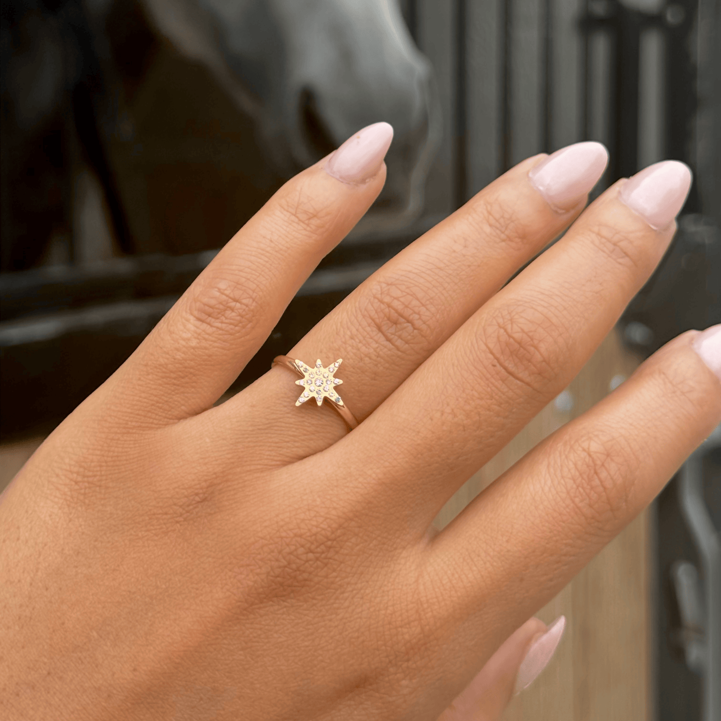 Bague étoile polaire astrale en acier inoxydable ajustable et zircon pas cher cadeau femme dorée