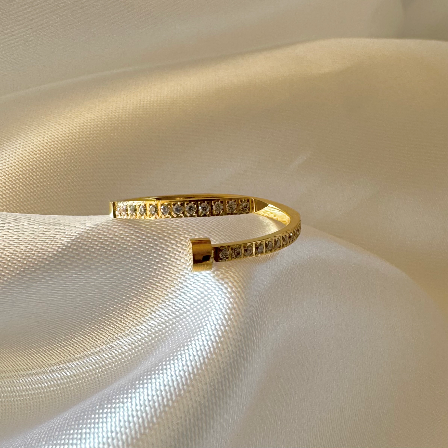 Bague clou en acier inoxydable dorée