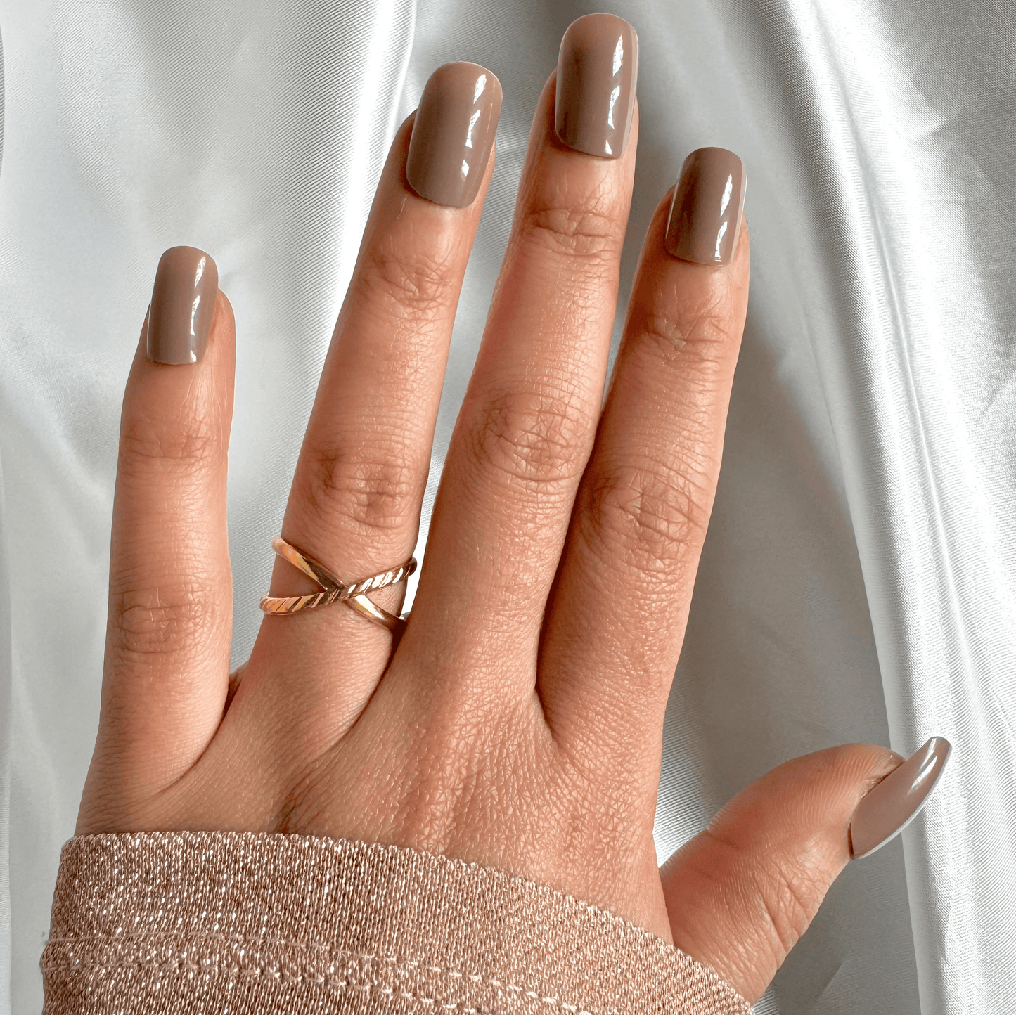 Bague fine en acier inoxydable ajustable dorée