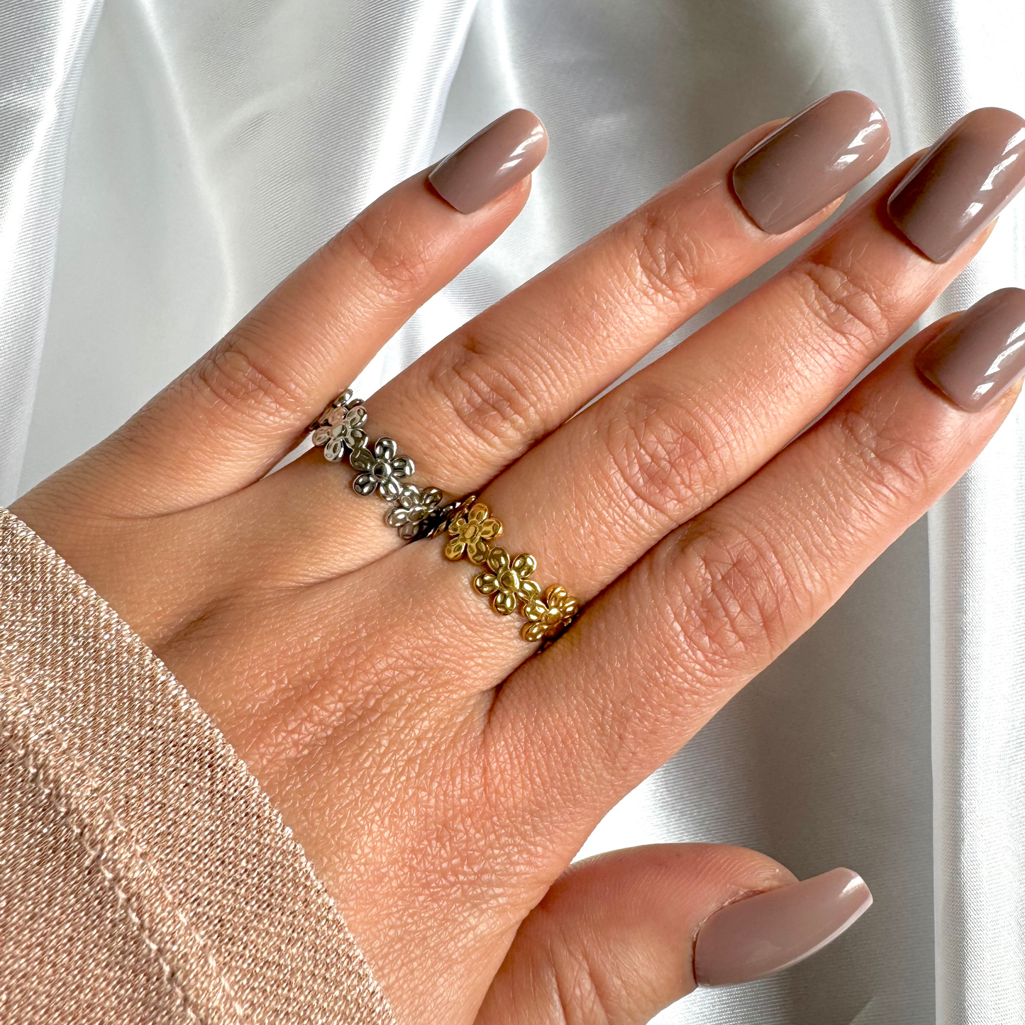 Bague en acier inoxydable ajustable dorée et argentée fleur