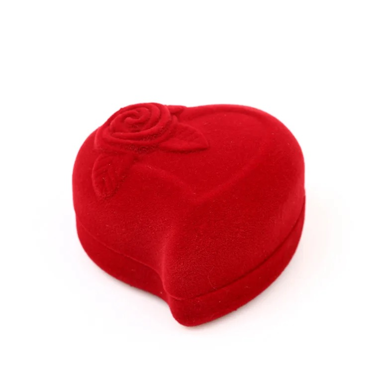 Boîte bague velour cœur rouge