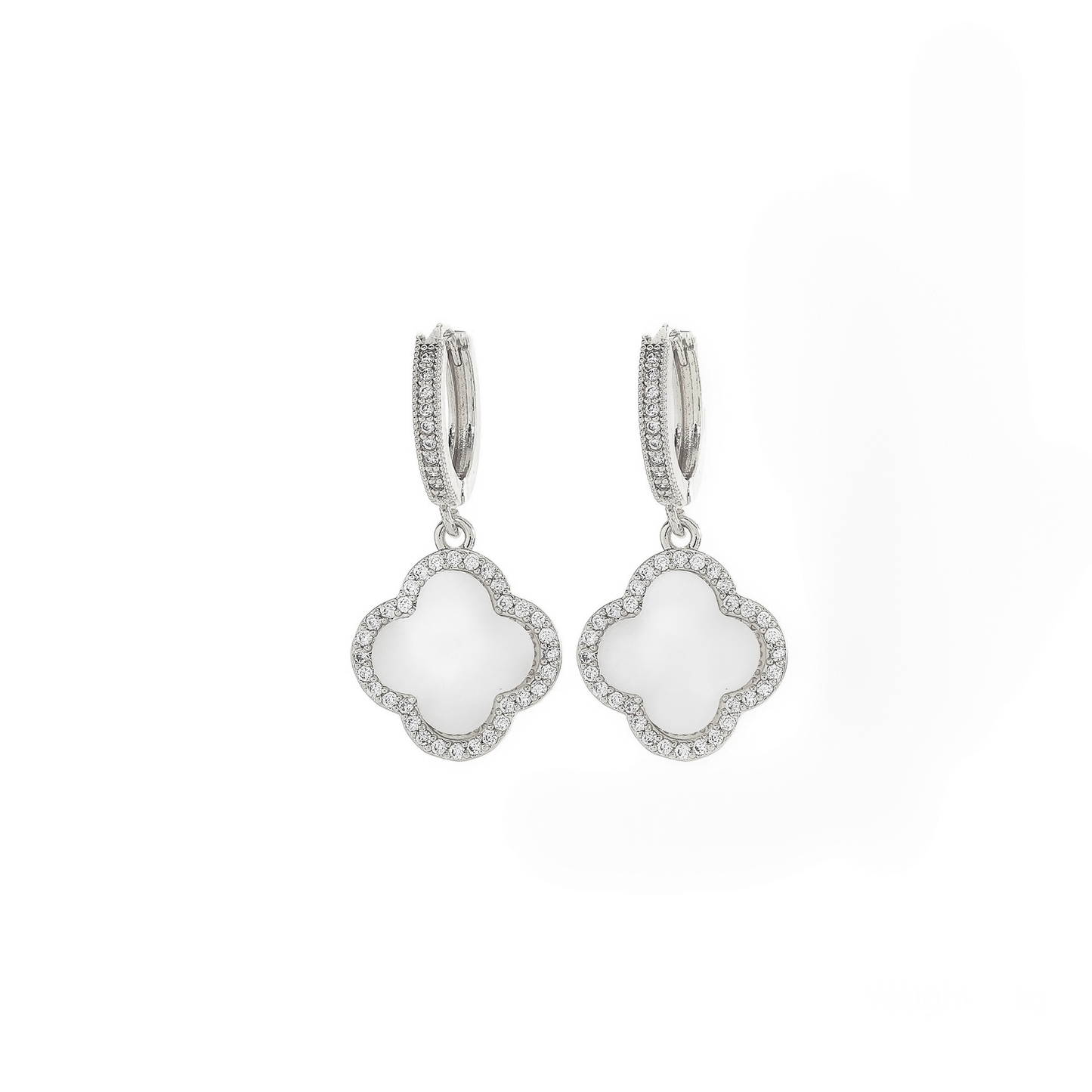 Boucles d’oreilles trèfles en acier inoxydable argentées