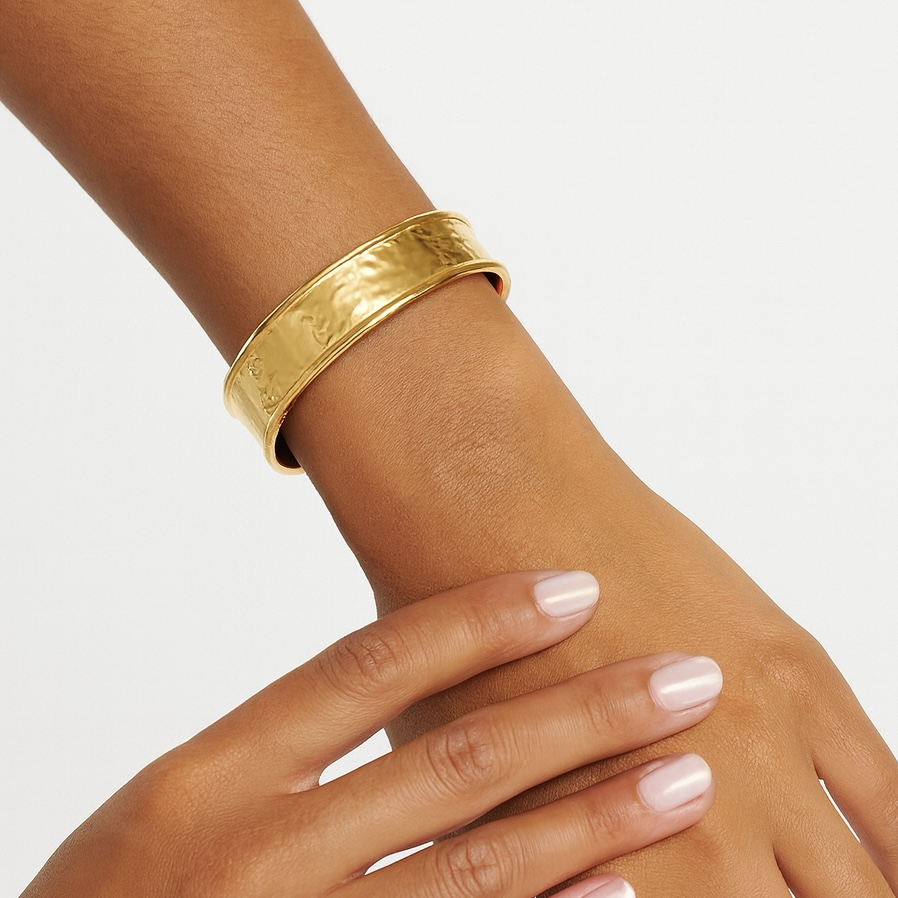 Bracelet martelé acier inoxydable doré