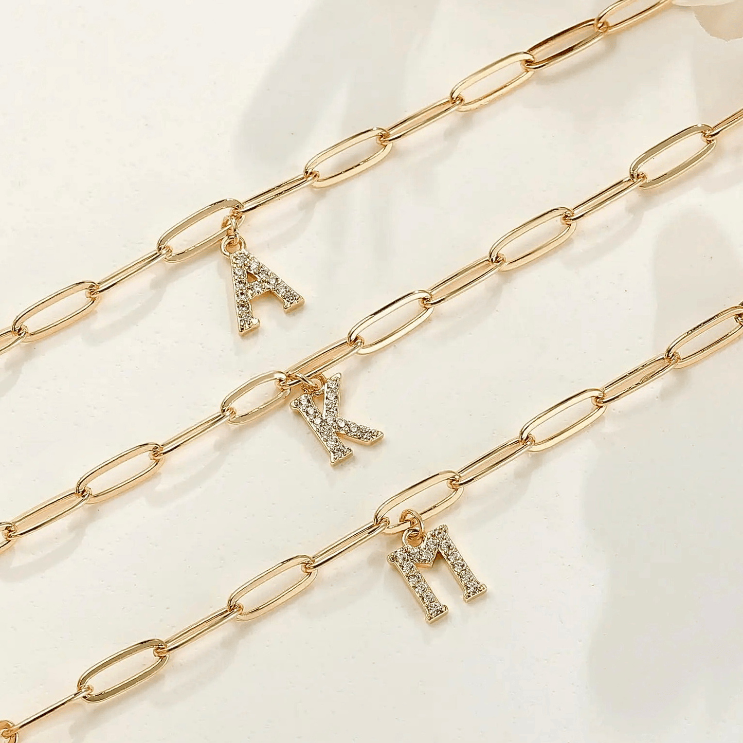 Bracelet personnalisé en acier inoxydable et lettre dorée avec strass
