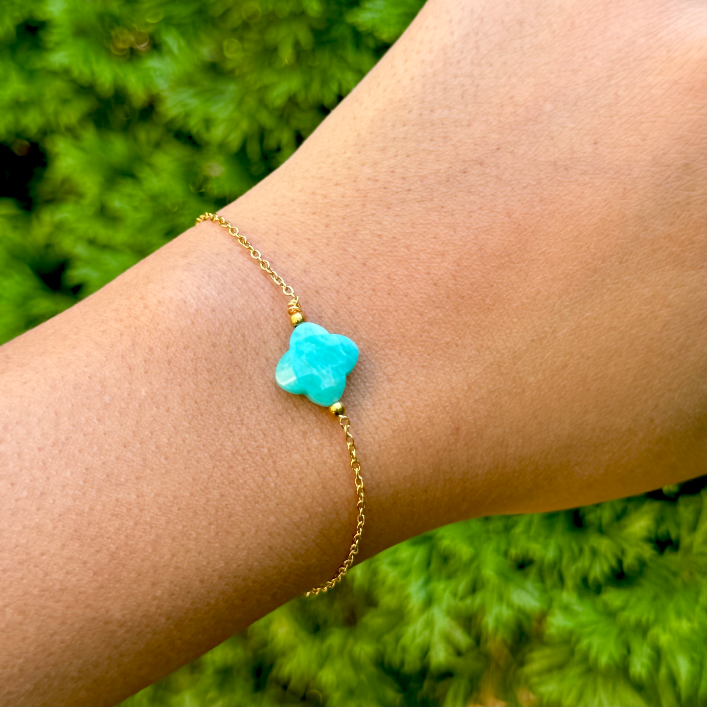 Cadentia | Bracelet trèfle en acier inoxydable et pierres naturelles