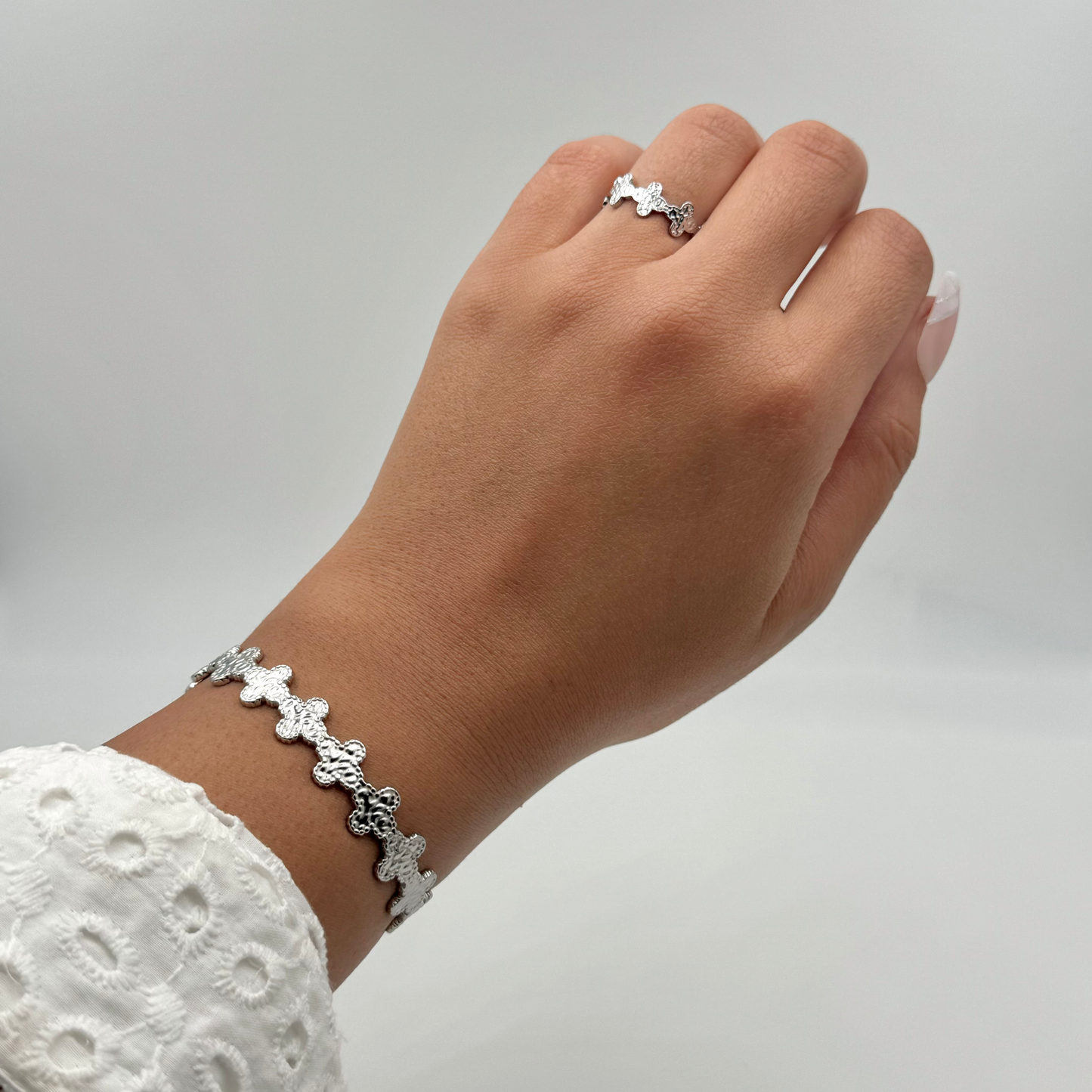 Bague trèfle en acier inoxydable ajustable