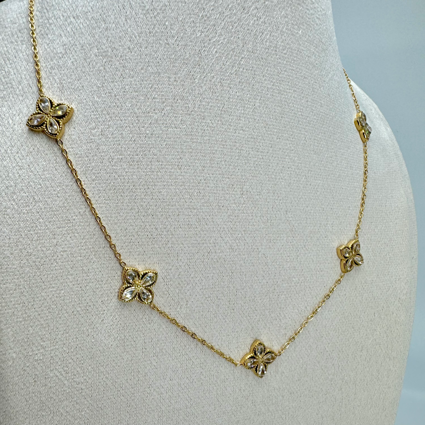 Collier en acier inoxydable et diamant trèfle chic cadeau pour femme pas cher