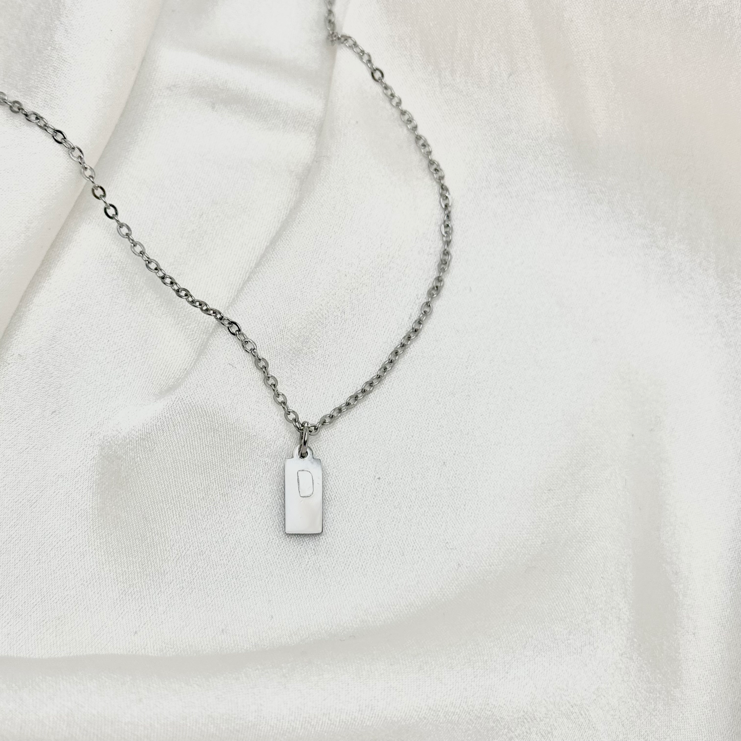 Collier estampé en acier inoxydable personnalisé pas cher