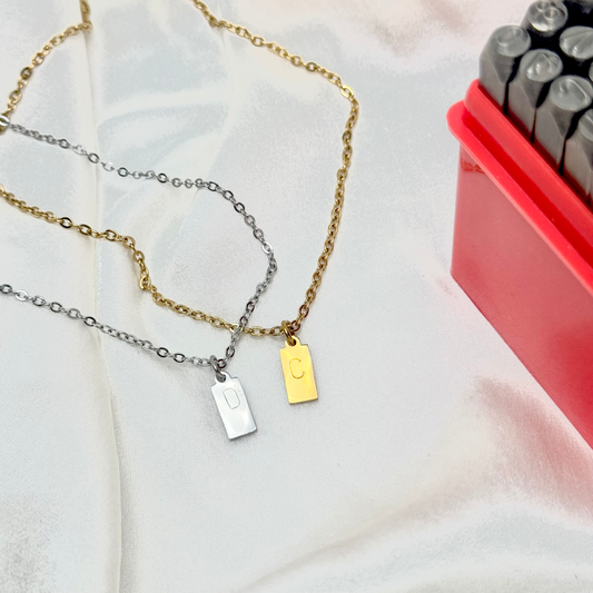 Collier estampé en acier inoxydable personnalisé pas cher