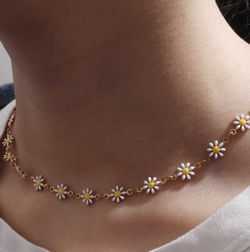 Collier ras du cou fleur en acier inoxydable doré fait mais tendance cadeau pour femme pas cher