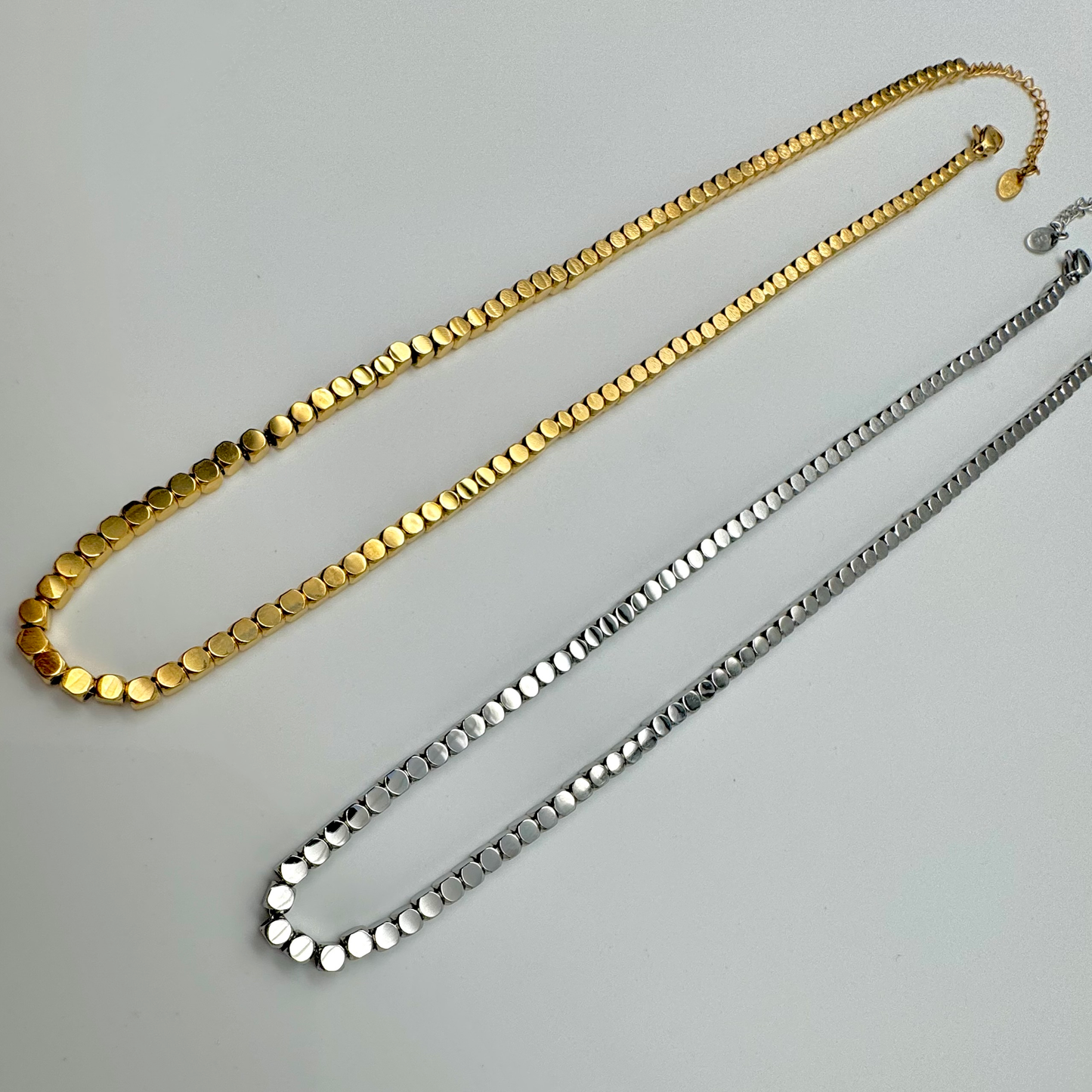 Collier ras du cou en acier inoxydable ajustable doré pas cher cadeau pour femme