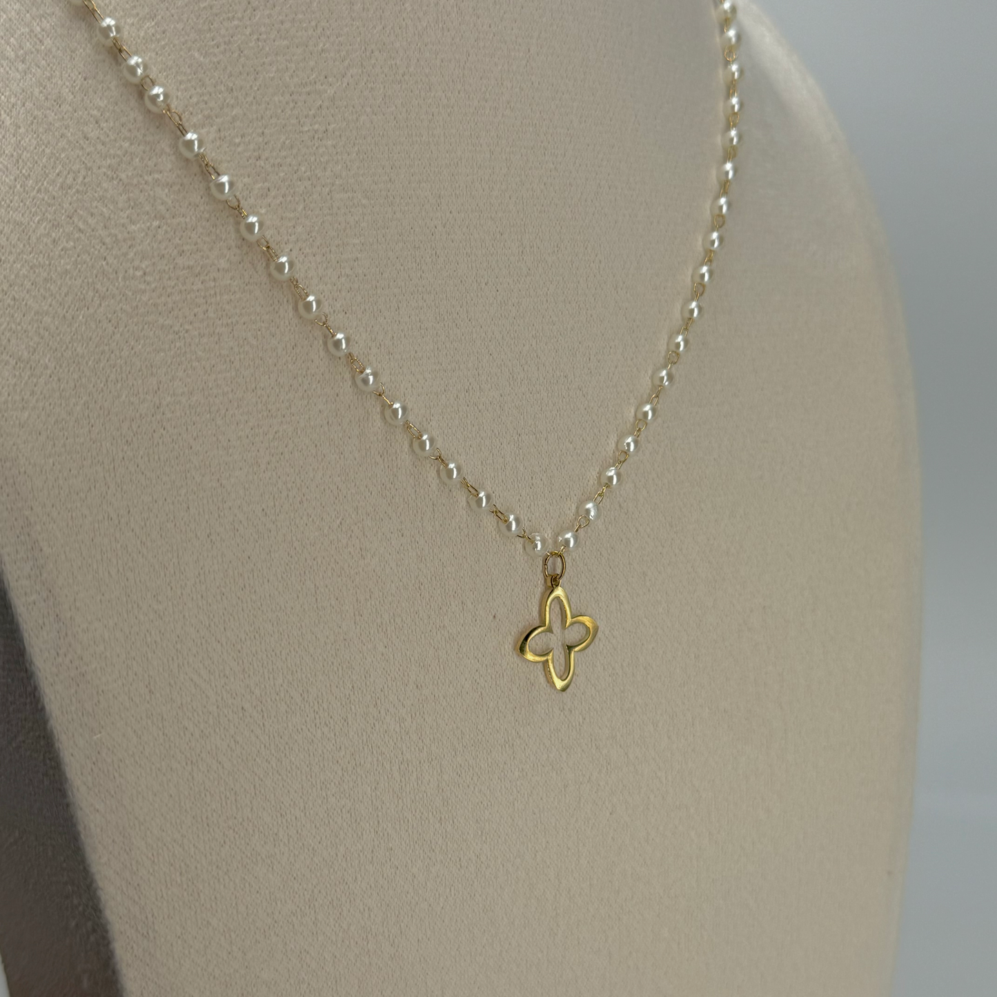 Collier trèfle en acier inoxydable doré et perles pas cher cadeau pour femme