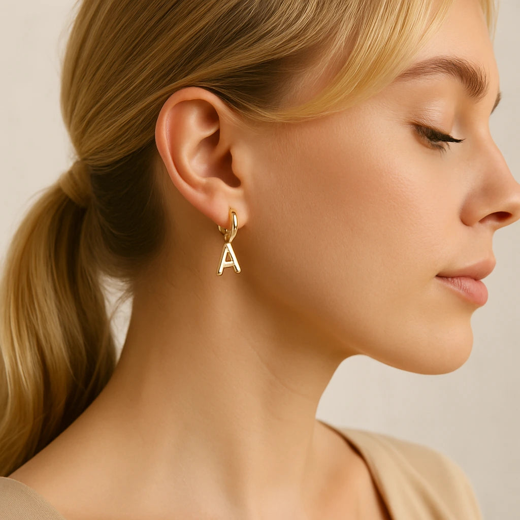 Mono boucles d’oreilles lettre acier inoxydable