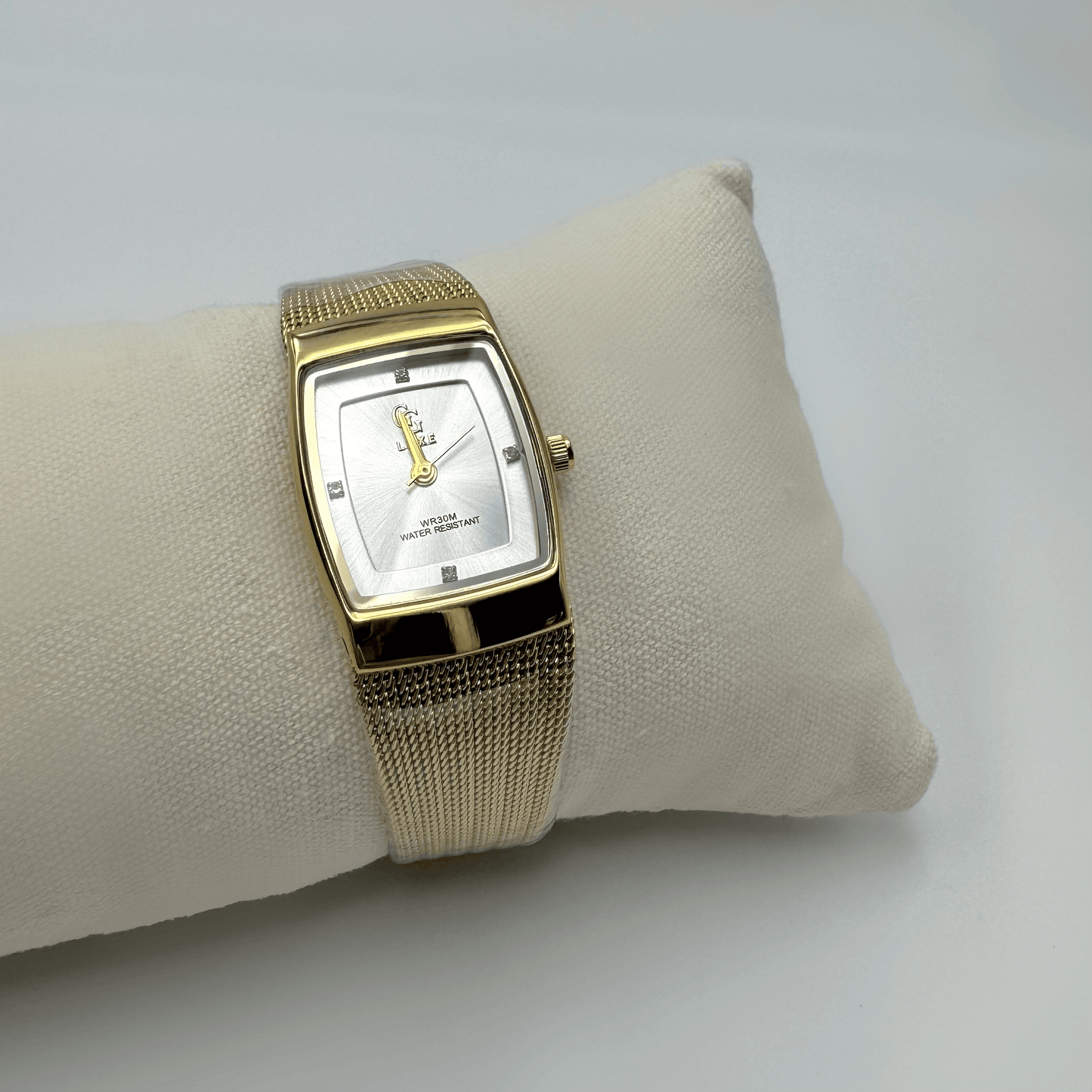 Montre femme dorée en acier inoxydable