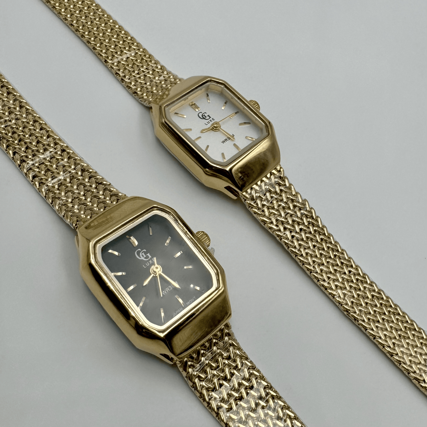 Montre femme dorée en acier inoxydable ajustable