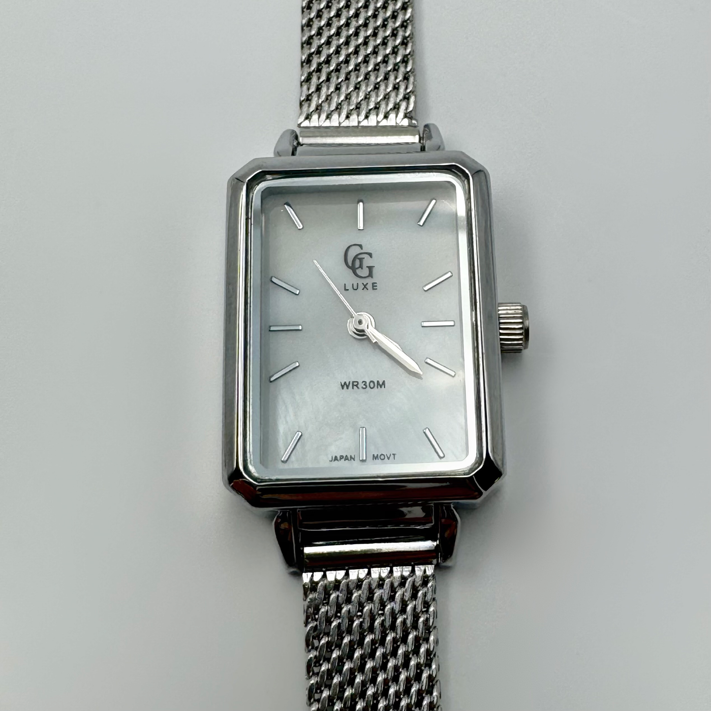 Montre femme argentée en acier inoxydable
