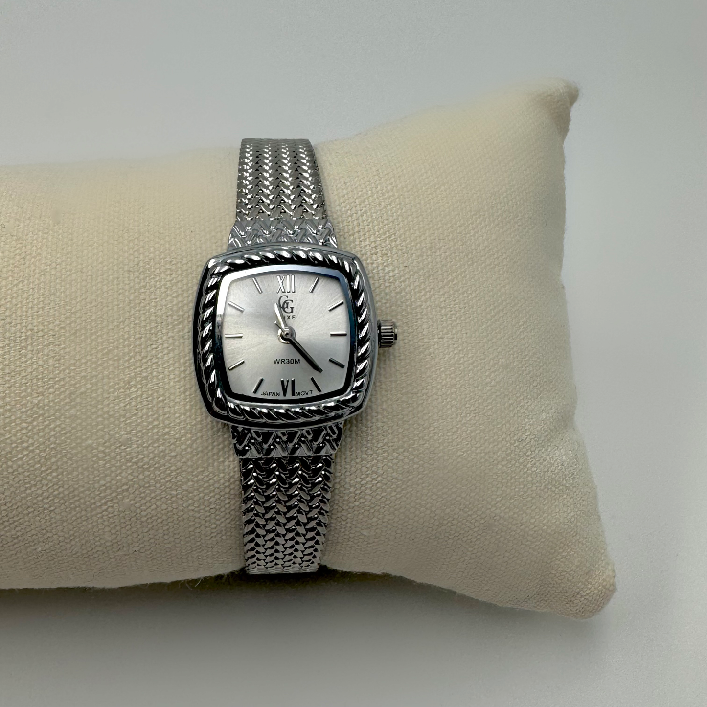 Montre pour femme en acier inoxydable