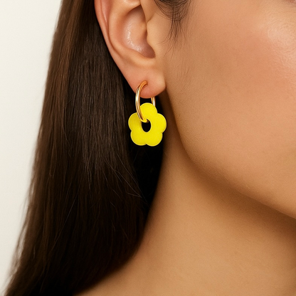 Boucles d’oreilles fleur en résine et acier inoxydable 