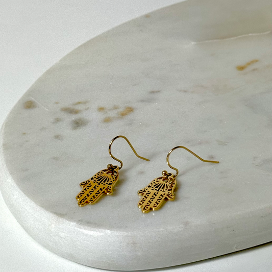 Boucles d’oreilles main de fatma en acier inoxydable dorées 