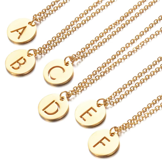 Collier lettre initiale en acier inoxydable