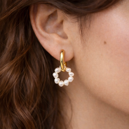 Perla | Boucles d’oreilles acier inoxydable et perles d’eau douce